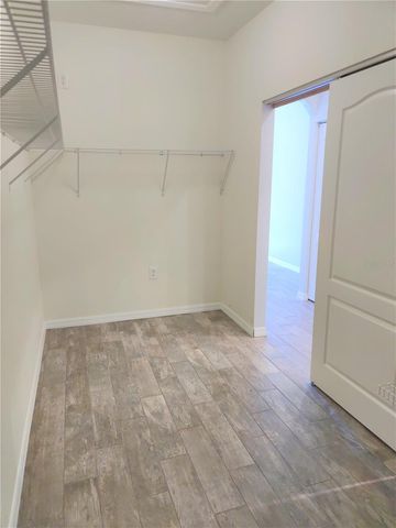 5883 MONROE ROAD, Venice, FL 34293