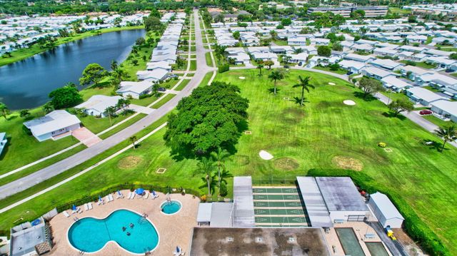 2116 SW 22ND Court, Boynton Beach, FL 33426