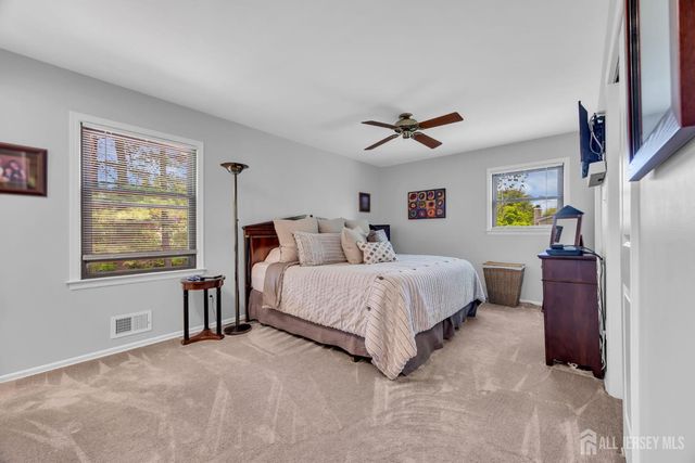 15 Everton Drive, East Brunswick, NJ 08816