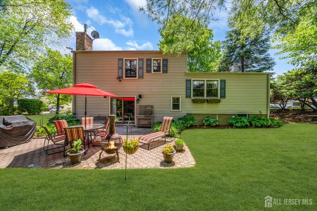 15 Everton Drive, East Brunswick, NJ 08816