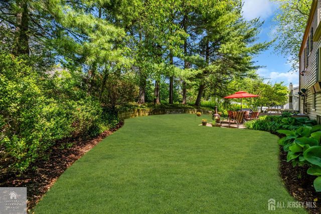 15 Everton Drive, East Brunswick, NJ 08816