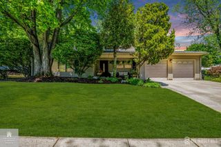 15 Everton Drive, East Brunswick, NJ 08816