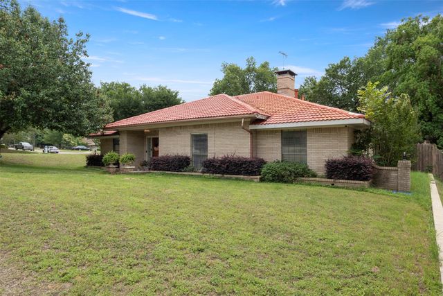 1400 Rusdell Drive, Irving, TX 75060