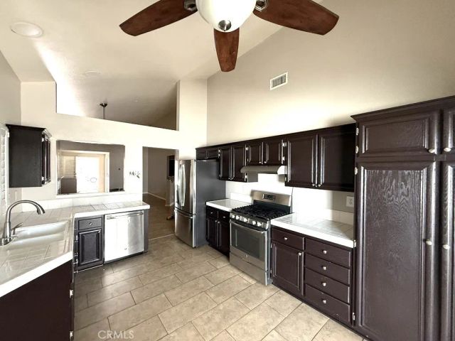 16206 Valleyvale Drive, Fontana, CA 92337