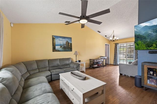 7226 BRAMBLEWOOD DRIVE, Port Richey, FL 34668