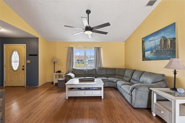 7226 BRAMBLEWOOD DRIVE, Port Richey, FL 34668