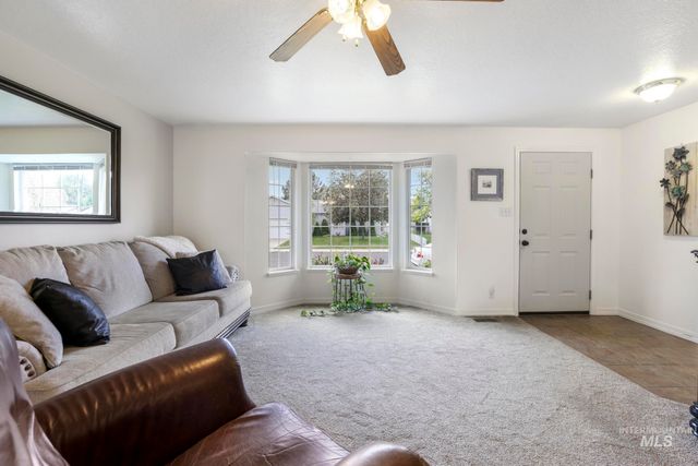 1260 Blake Street N, Twin Falls, ID 83301