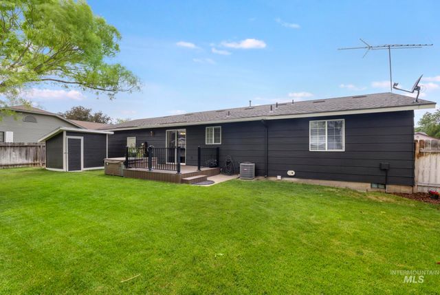 1260 Blake Street N, Twin Falls, ID 83301