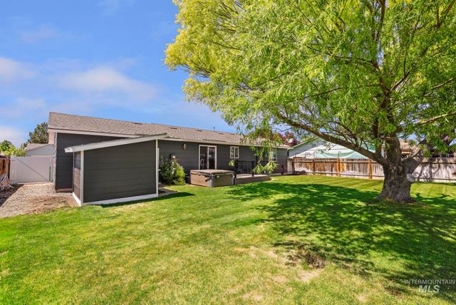 1260 Blake Street N, Twin Falls, ID 83301