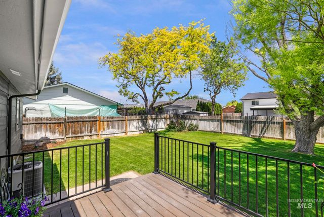 1260 Blake Street N, Twin Falls, ID 83301
