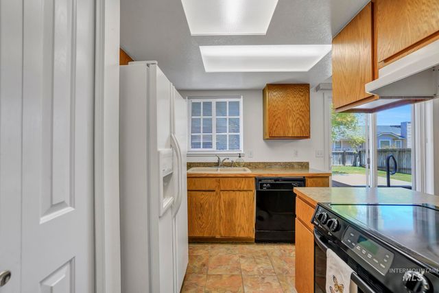 1260 Blake Street N, Twin Falls, ID 83301