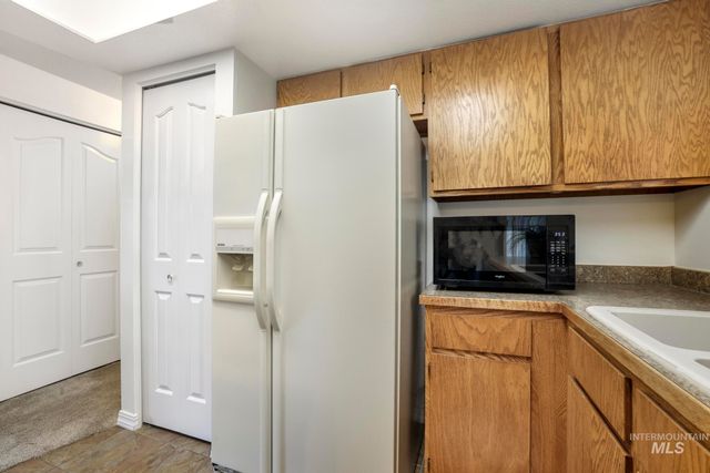1260 Blake Street N, Twin Falls, ID 83301