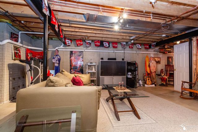 4035 Stone Post Road, Berlin Twp, MI 48166