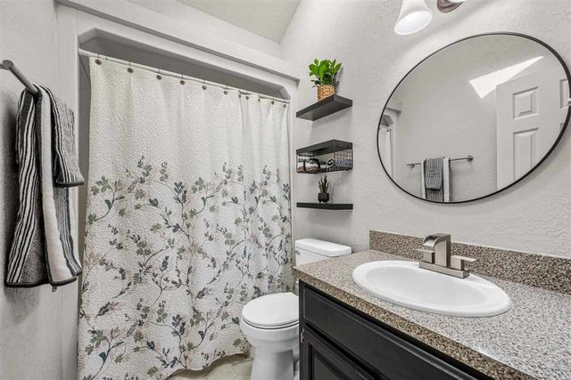 409 SW 80th St, Lawton, OK 73505