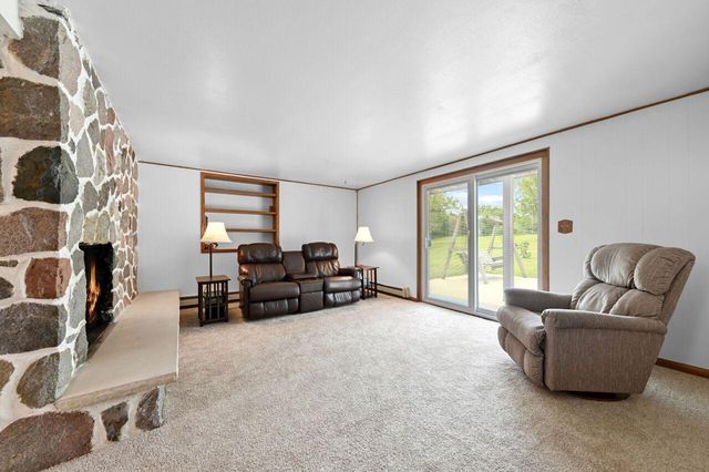 4735 Meadow VIEW E, Brookfield, WI 53005