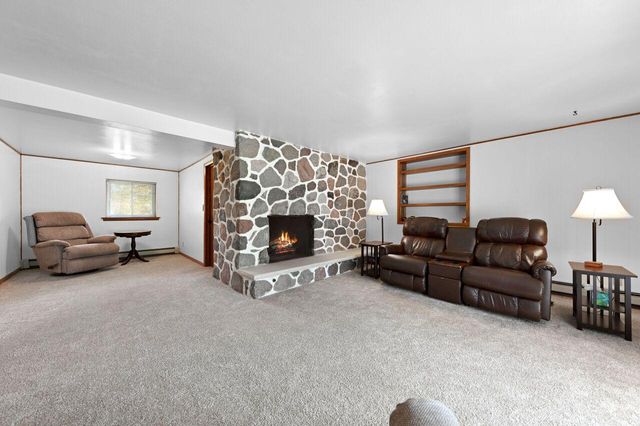4735 Meadow VIEW E, Brookfield, WI 53005