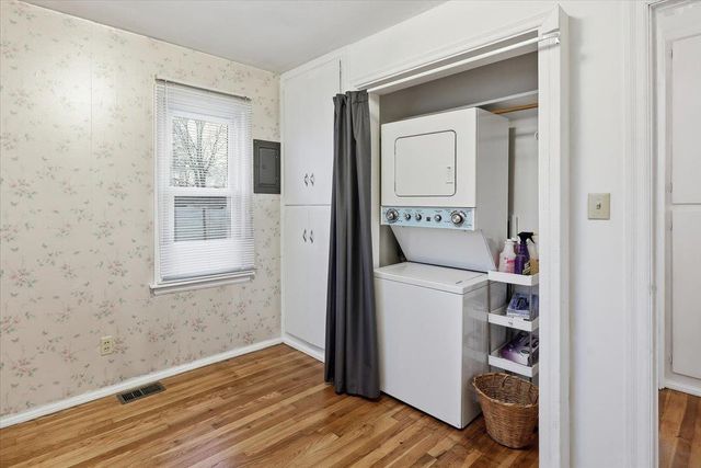 513 E Dave Ct, Spokane, WA 99207