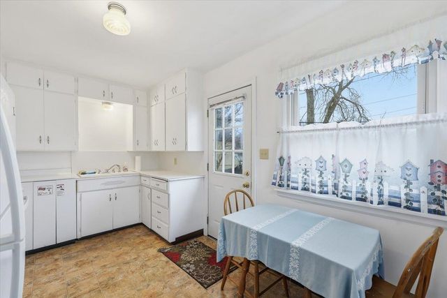 513 E Dave Ct, Spokane, WA 99207