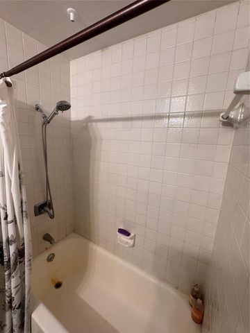 3100 Walnut Bend Lane 201, Houston, TX 77042