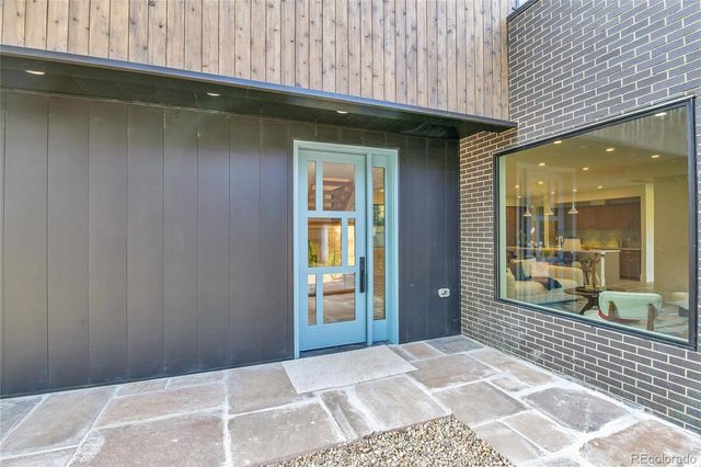 1021 9th Street, Boulder, CO 80302