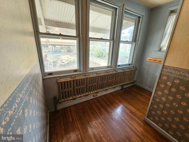 28 N CHURCH ST, Mohnton, PA 19540