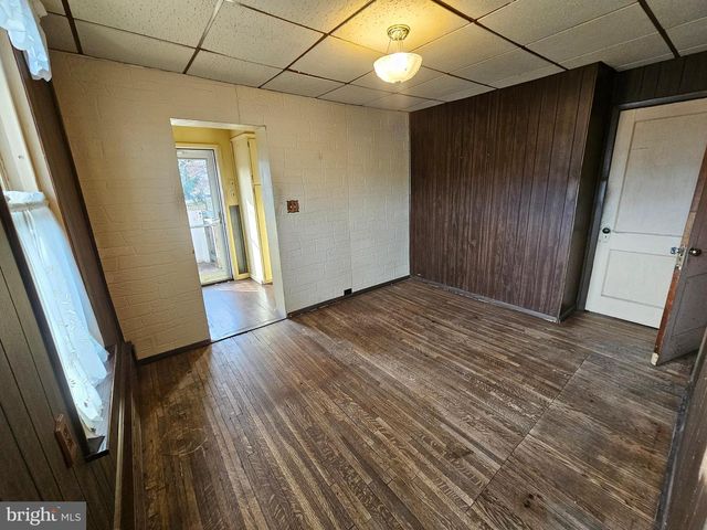 28 N CHURCH ST, Mohnton, PA 19540