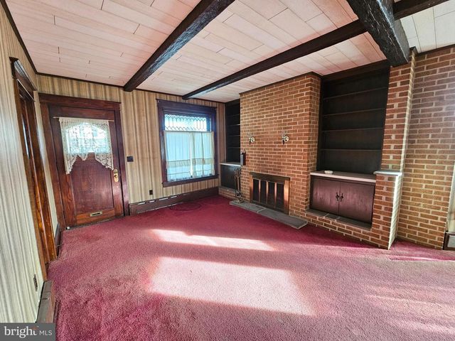 28 N CHURCH ST, Mohnton, PA 19540