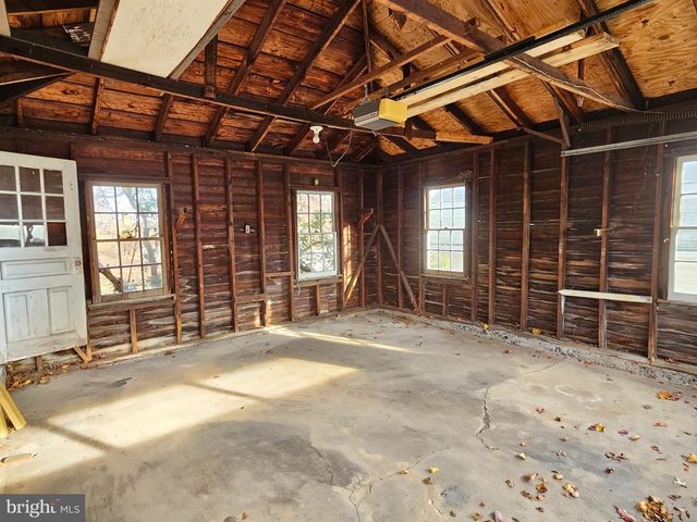 28 N CHURCH ST, Mohnton, PA 19540