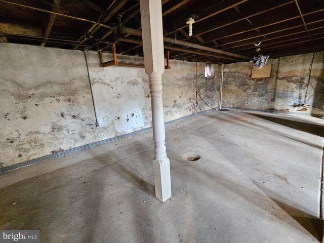 28 N CHURCH ST, Mohnton, PA 19540