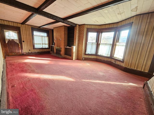 28 N CHURCH ST, Mohnton, PA 19540