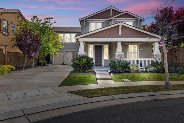 712 N Pergola Ct, Mountain House, CA 95391