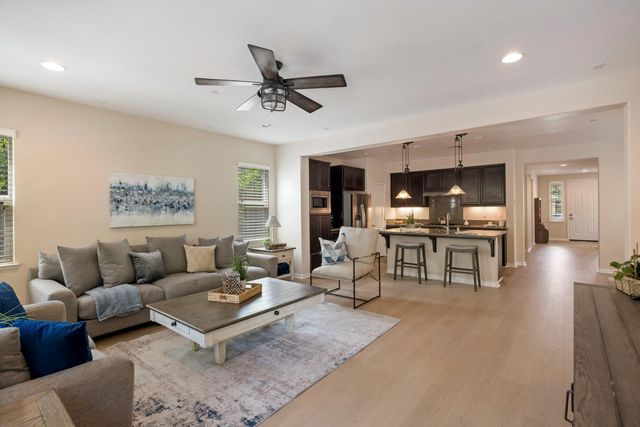 712 N Pergola Ct, Mountain House, CA 95391