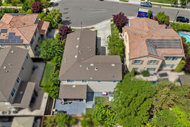 712 N Pergola Ct, Mountain House, CA 95391