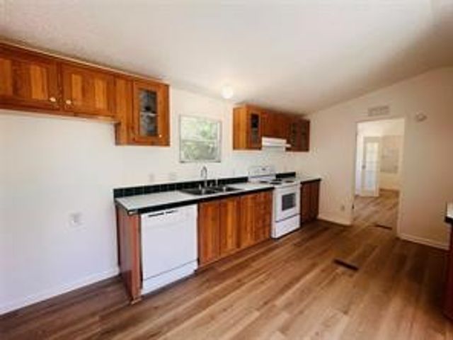 87 Scotty Lane, Pottsboro, TX 75076