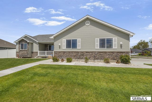 660 Regency Lane, Idaho Falls, ID 83402