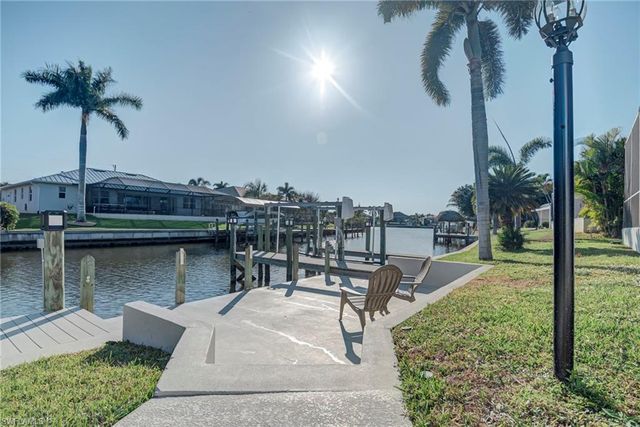 2540 SW 30th ST, Cape Coral, FL 33914