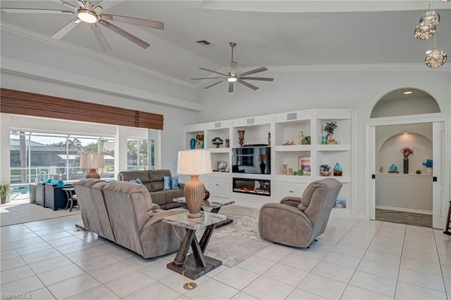 2540 SW 30th ST, Cape Coral, FL 33914