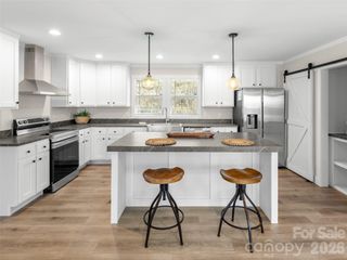 512 Hutch Mountain Road, Fletcher, NC 28732