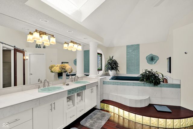 2609 S Trotters Run, Bloomington, IN 47401