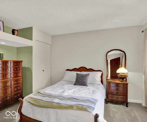 2609 S Trotters Run, Bloomington, IN 47401