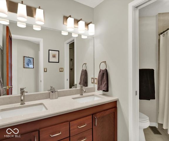 2609 S Trotters Run, Bloomington, IN 47401