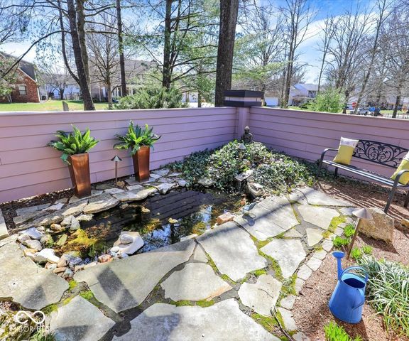 2609 S Trotters Run, Bloomington, IN 47401