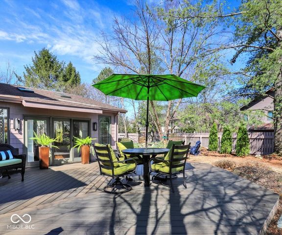 2609 S Trotters Run, Bloomington, IN 47401