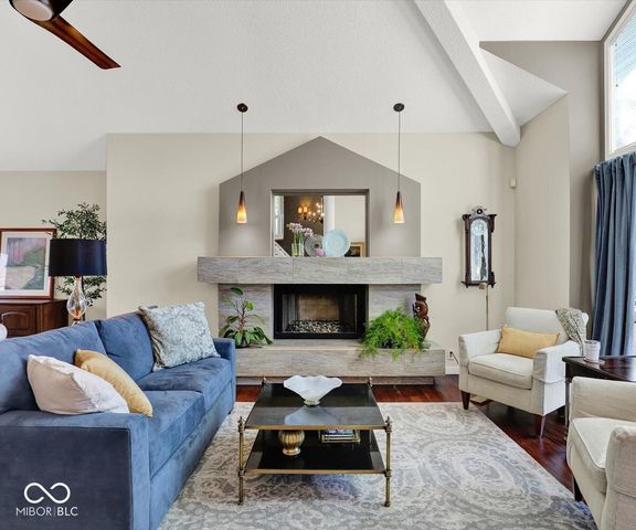 2609 S Trotters Run, Bloomington, IN 47401