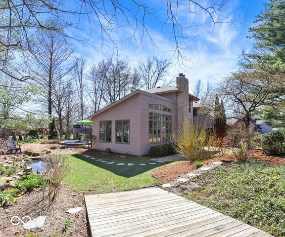 2609 S Trotters Run, Bloomington, IN 47401