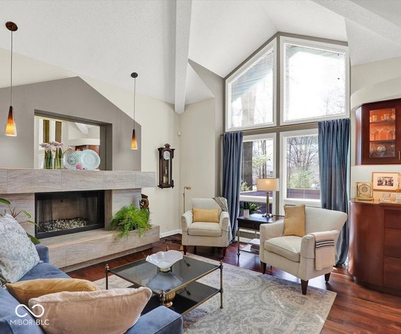 2609 S Trotters Run, Bloomington, IN 47401