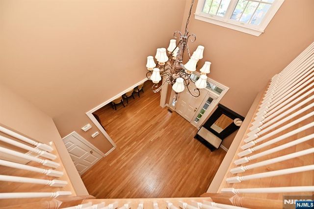 3 Schindler Court, Upper Saddle River, NJ 07458
