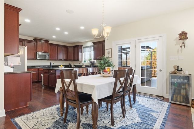 311 Eagle Dr, Cranberry Twp, PA 16066