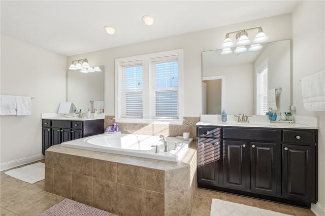 311 Eagle Dr, Cranberry Twp, PA 16066