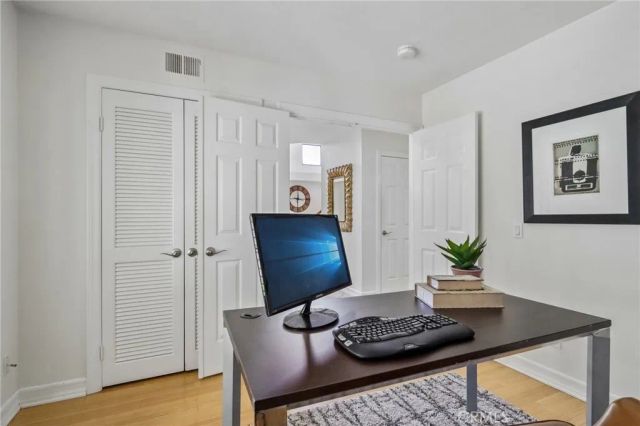 43 Cedarlake 88, Irvine, CA 92614